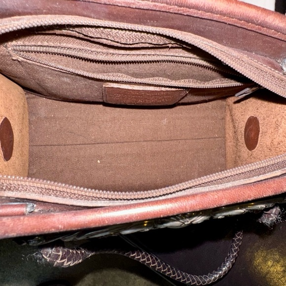 Brighton Chocolate Chantilly Brown Leather Handbag - Picture 9 of 14